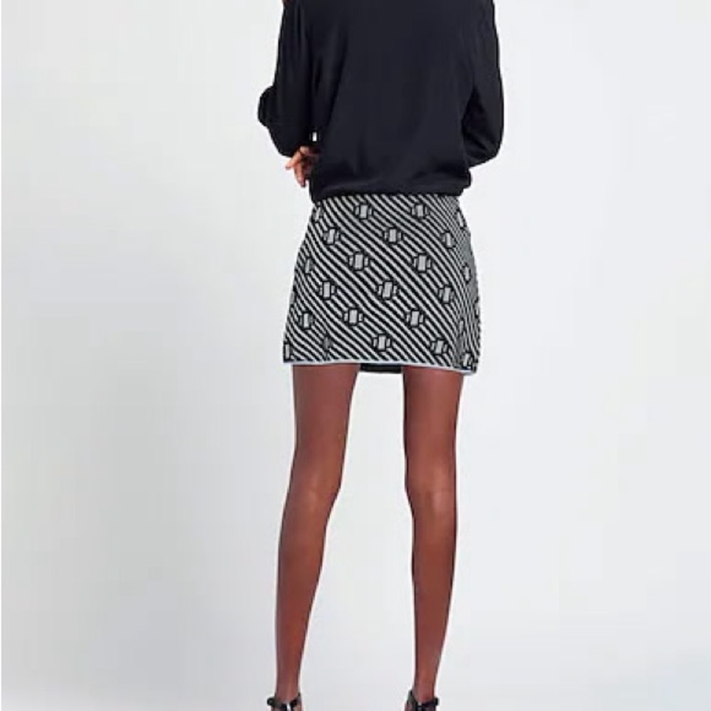 NWT Maje Black and White Embellished A-Line Mini Skirt - Picture 3 of 4